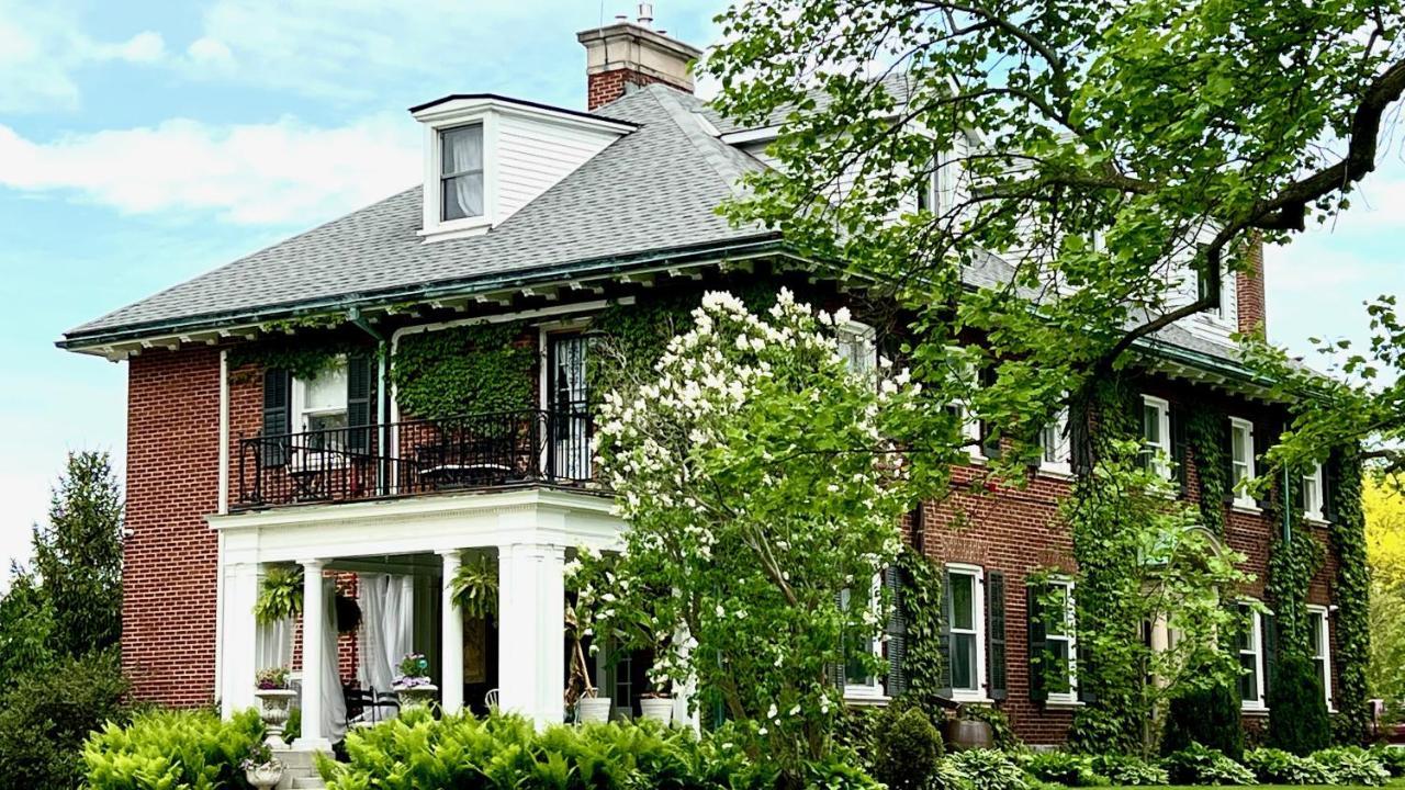 Clonmel Castle Hotel Port Dover Exterior photo